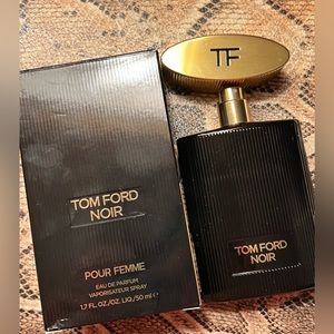 Tom Ford- Noir Pour Femme- Used